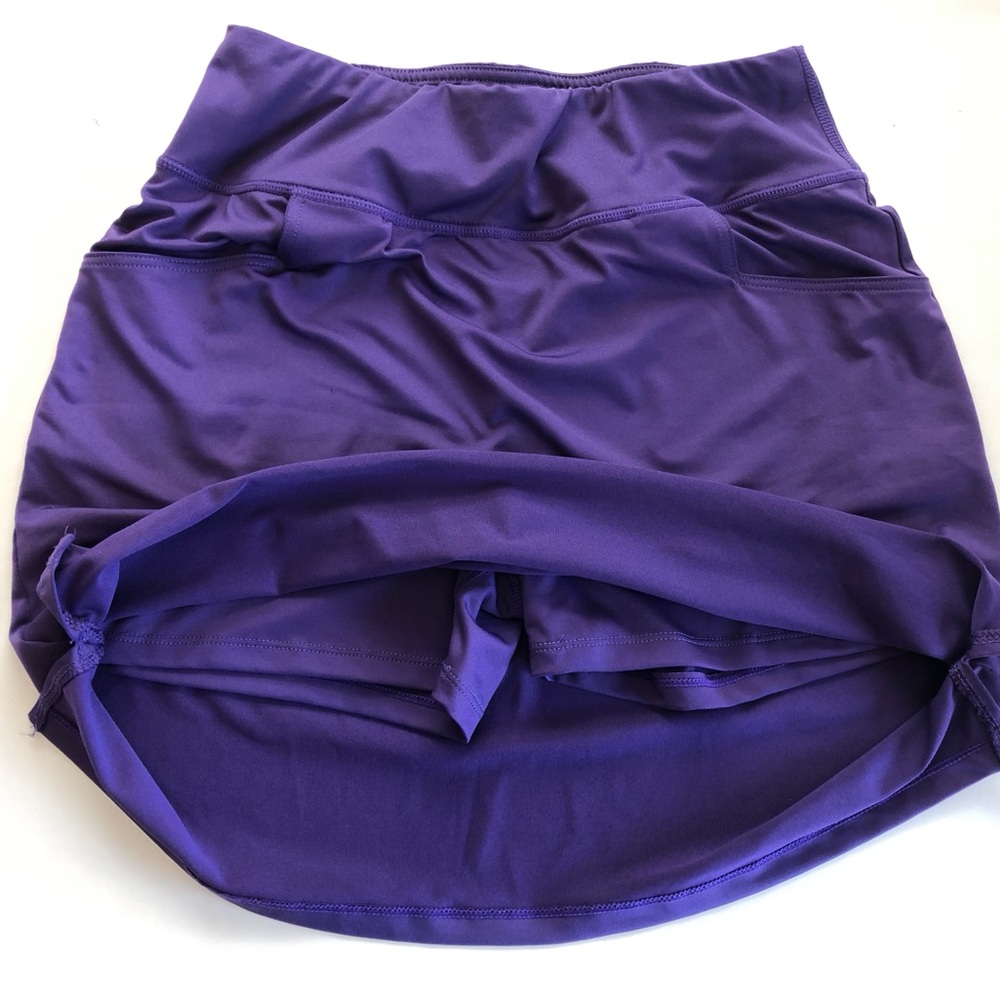 Coolrun Skort - Women’s Purple Skort. Elastic Waist. Front Pockets. Size Small